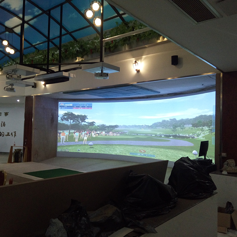 惠州市企业高尔夫模拟器项目.jpg